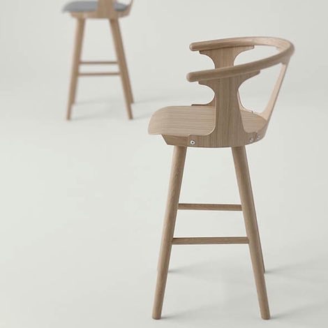 In Between Bar stool  &Tradition  Sami Kallio 