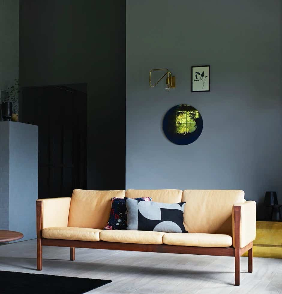 CH162 / CH163 sofas – Carl Hansen & Søn – Hans J. Wegner, 1965