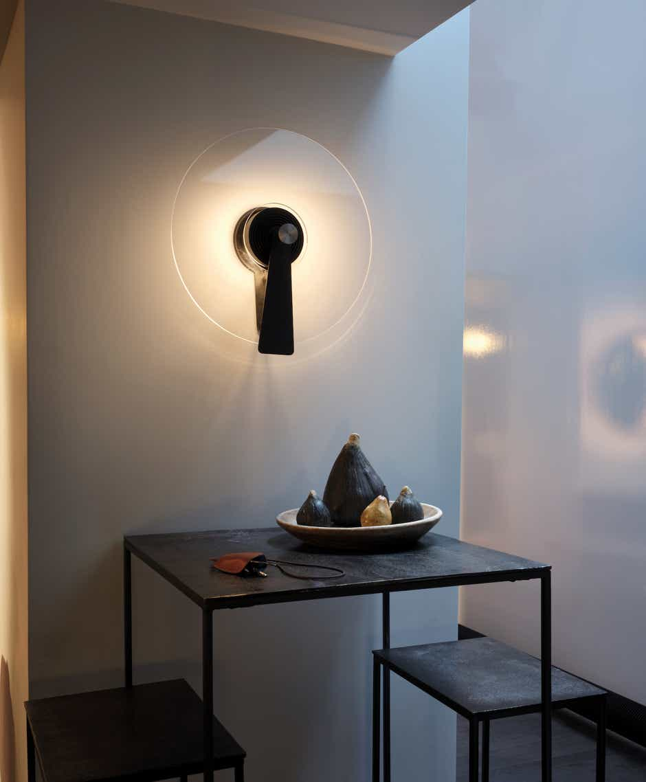 « Atmospherics » wall lamps Pan – Delumina – Borely – Rosalie – Midnight