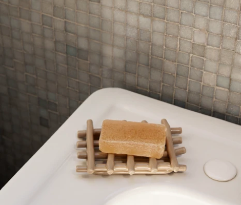 Ceramic soap tray – Ferm Living