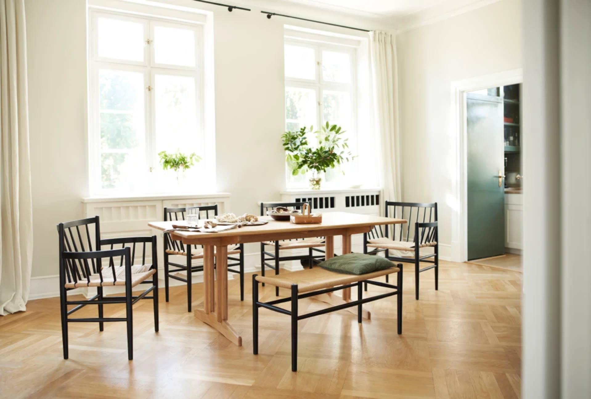 C64 Shaker dining table FDB Møbler  Børge Mogensen, 1950