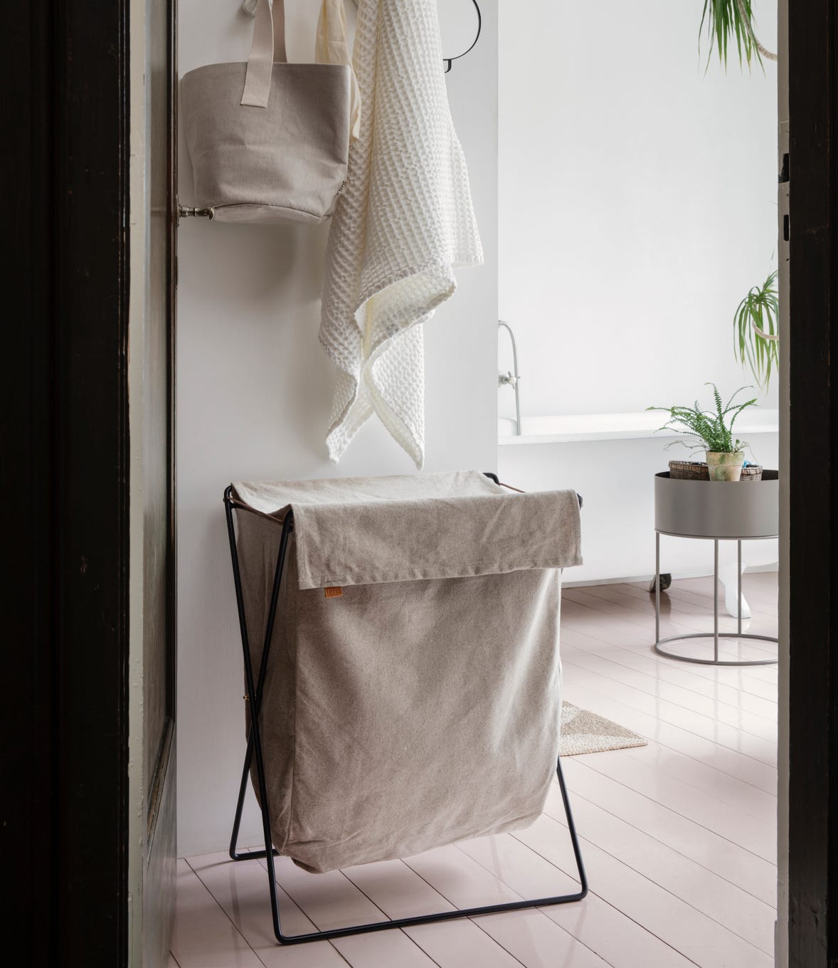 ACCESSOIRES DE RANGEMENT POUR SALLE DE BAIN  