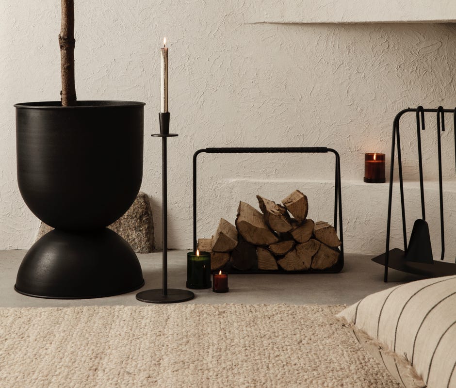 Wood basket Port black – Ferm Living 