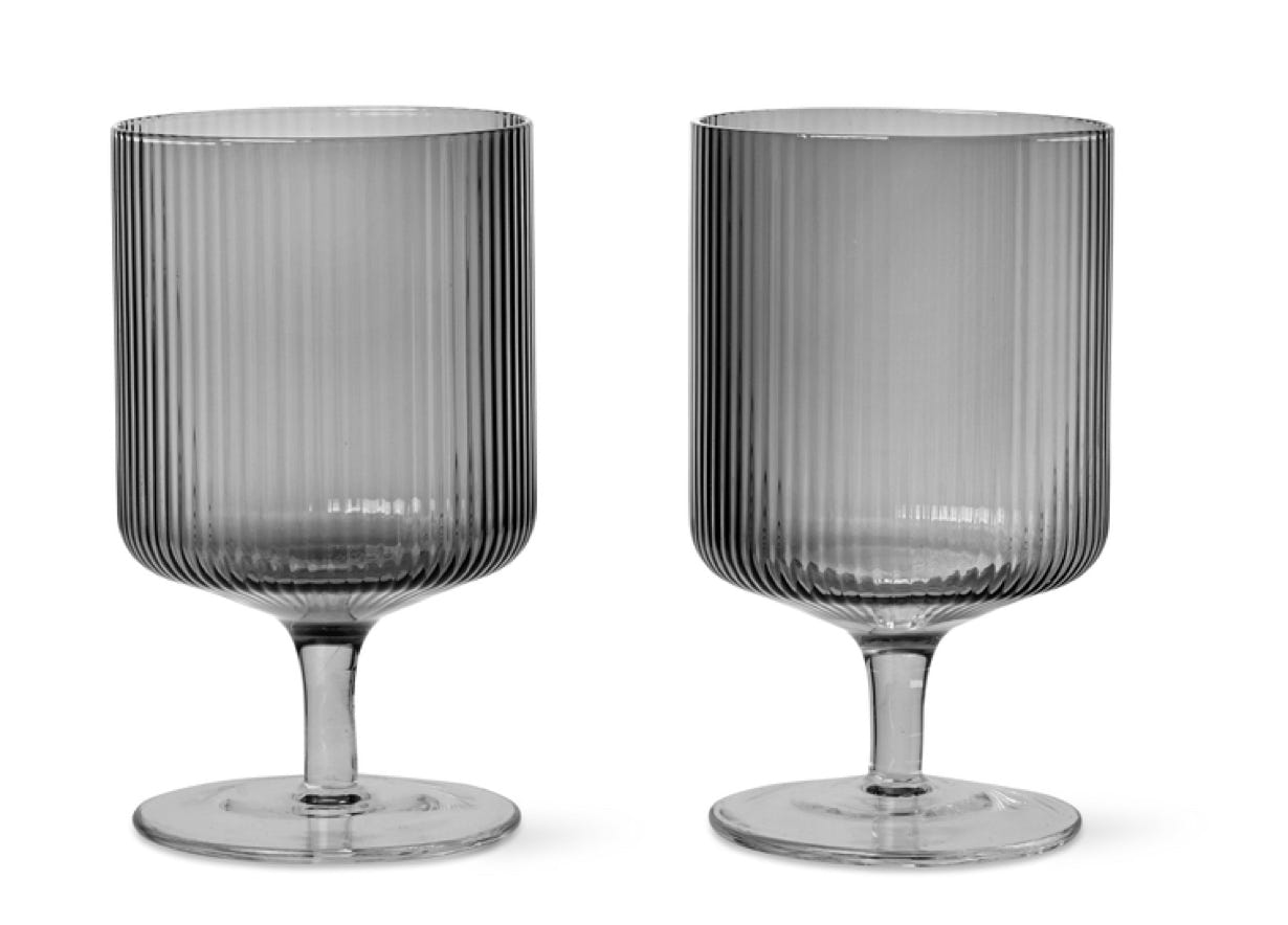 verres et carafe Ripple gris fumé