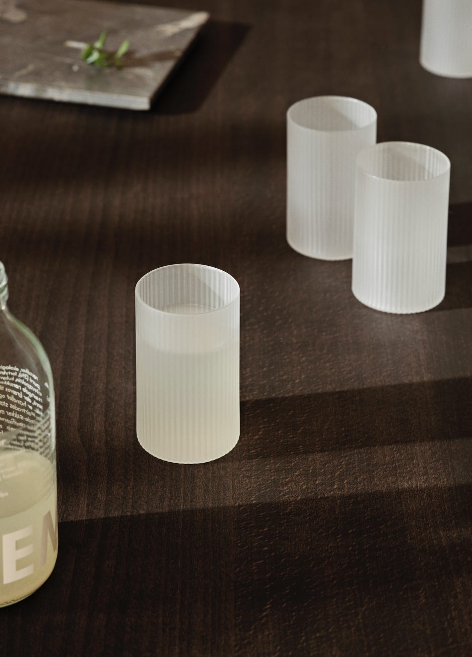 Ripple glassware