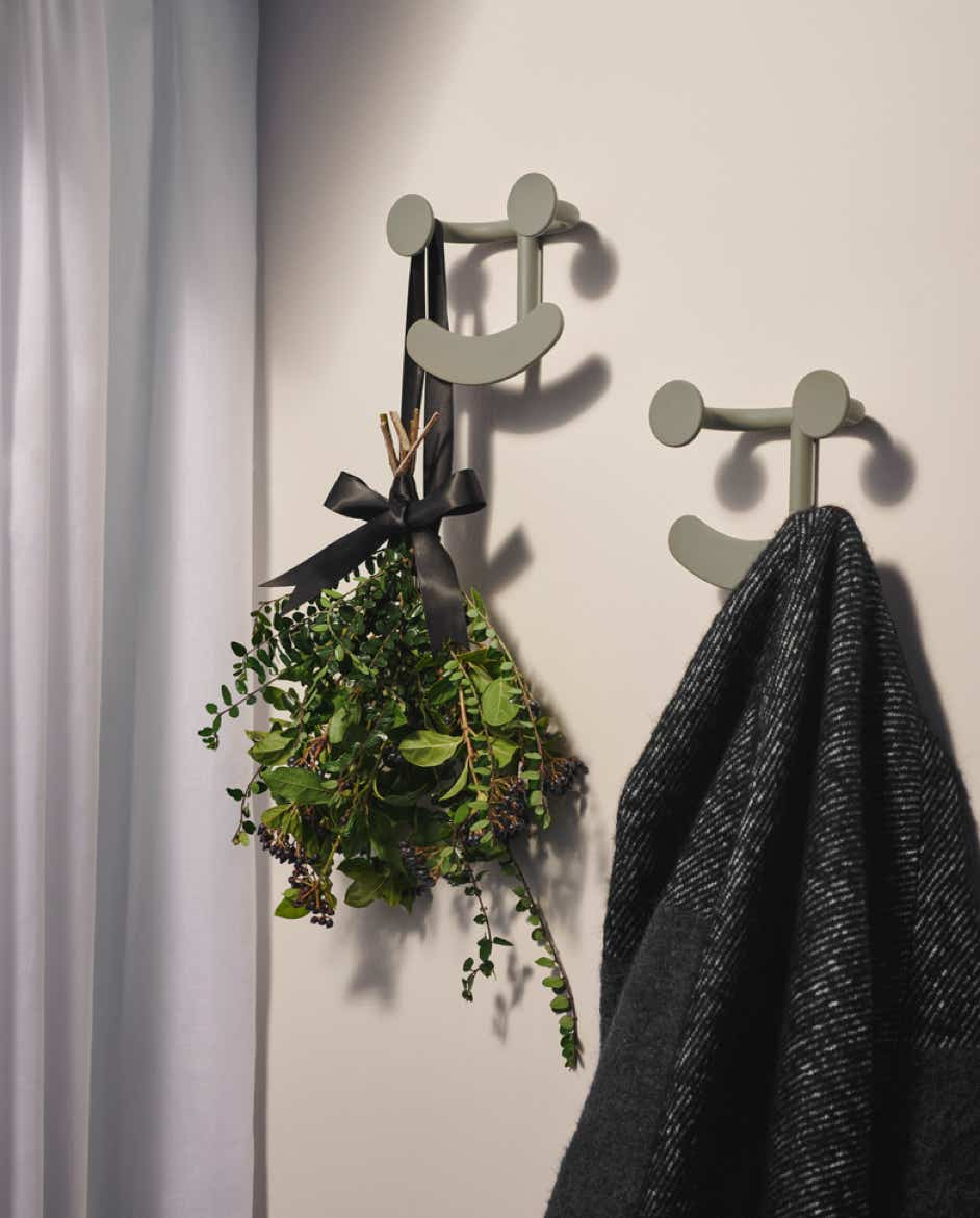 Happy Hook coat rack Fritz Hansen – Jaime Hayón