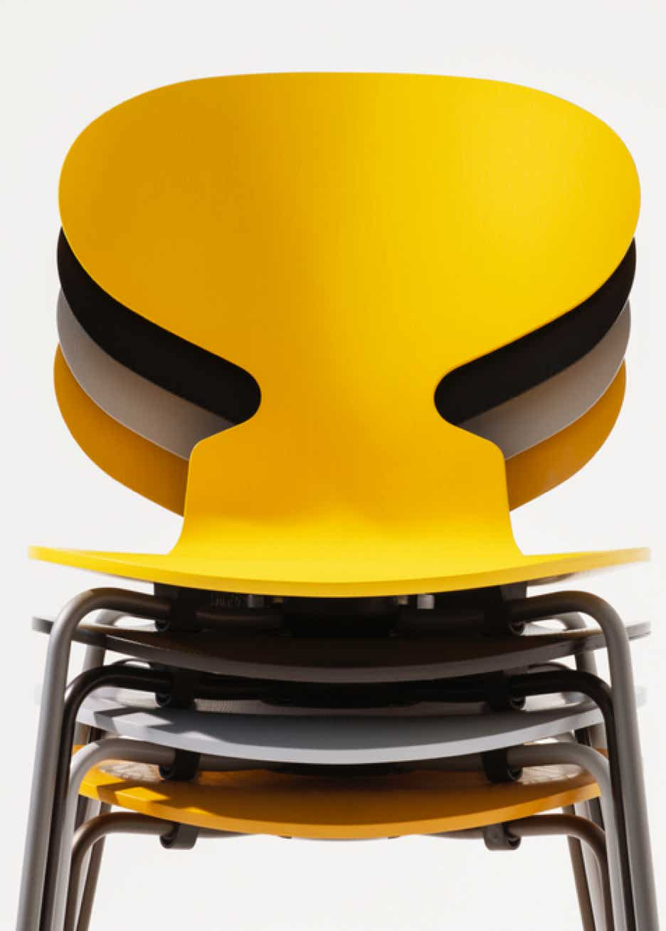 Ant chair  Fritz Hansen – Arne Jacobsen, 1952