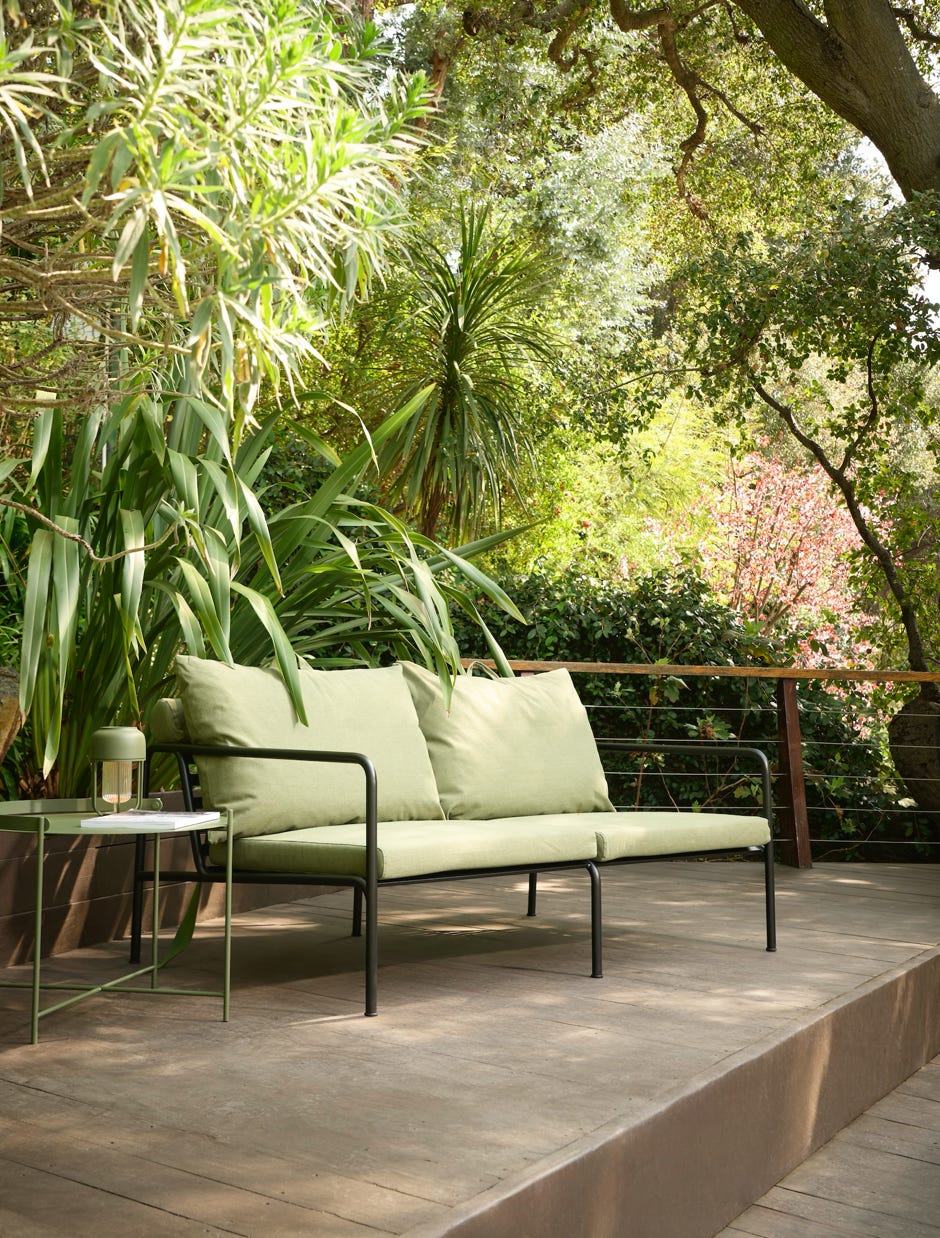 Avon outdoor garden furniture Henrik Pedersen