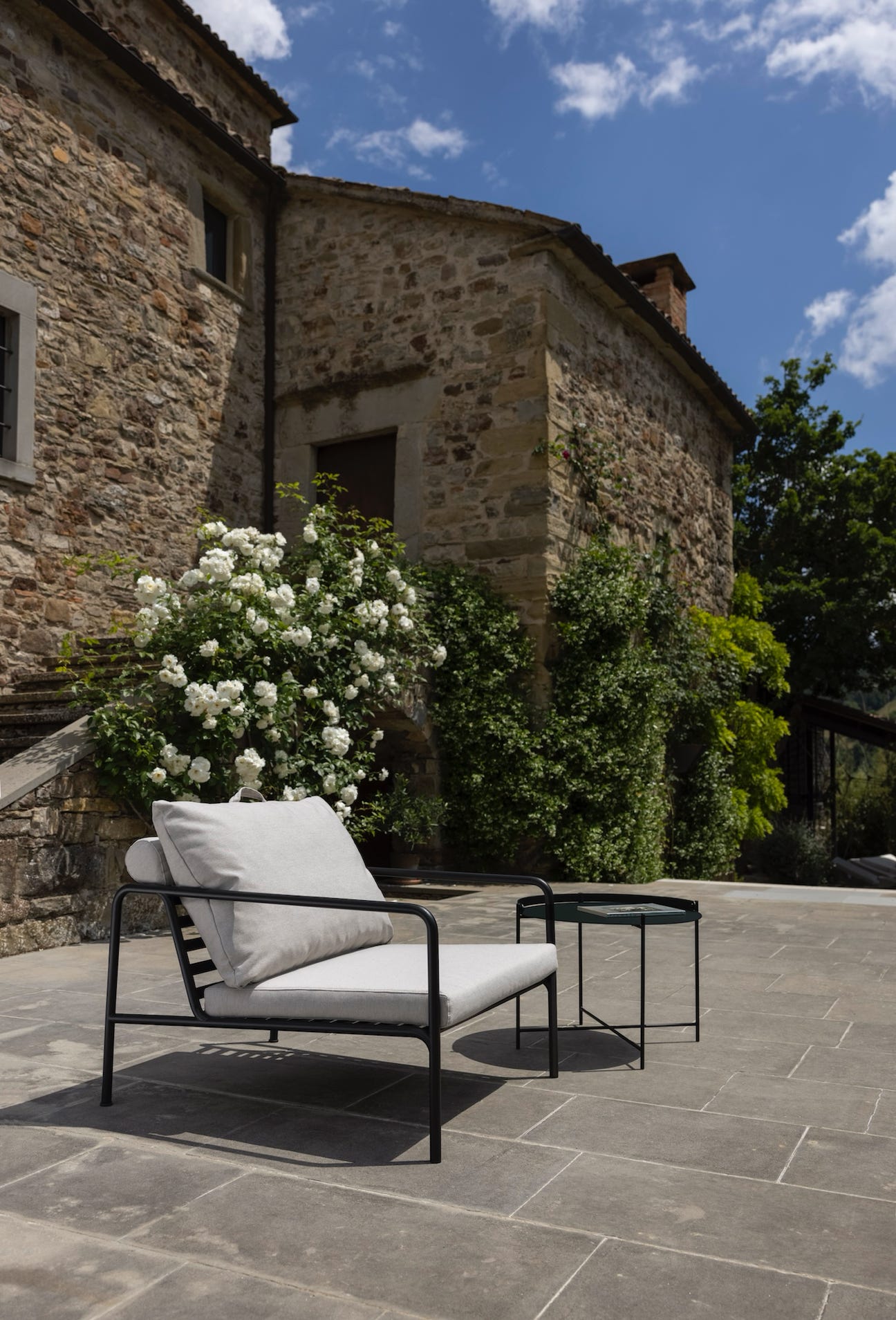 EDGE tables basses et d’appoint outdoor  design Roee Magdassi