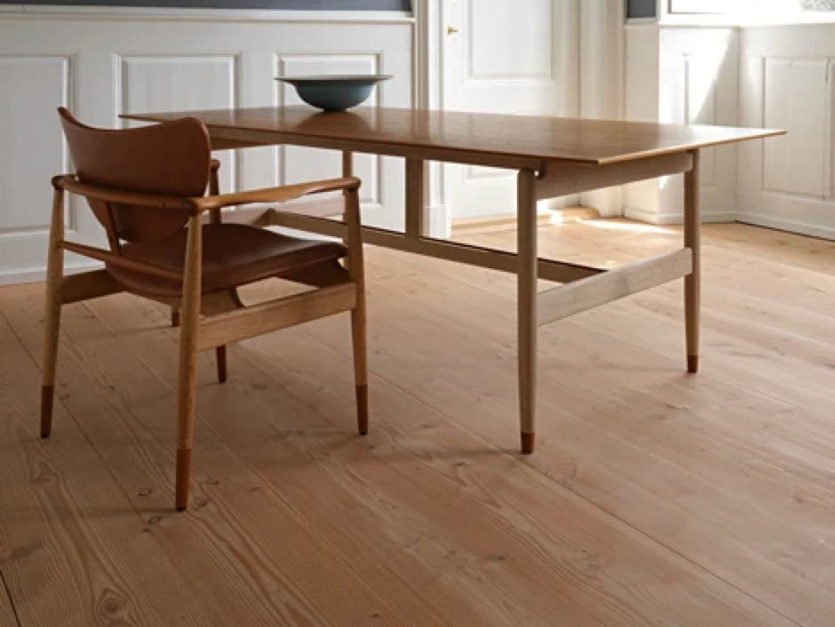 Kaufmann Desk Finn Juhl, 1945 – House of Finn Juhl