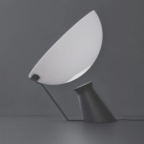 Lampe Aida Angelo Mangiarotti, 1988 Karakter