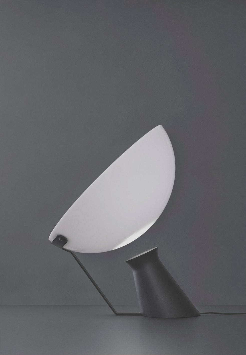 Lampe AIDA   Angelo Mangiarotti, 1988