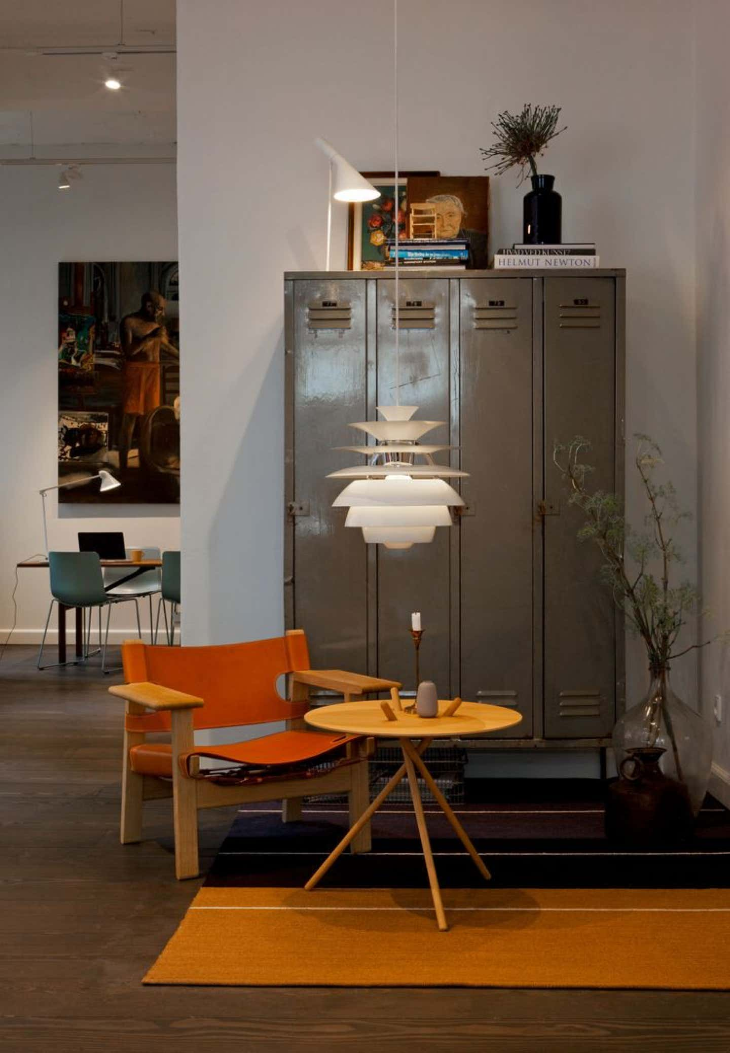 Showroom Scandinavia Design X Louis Poulsen