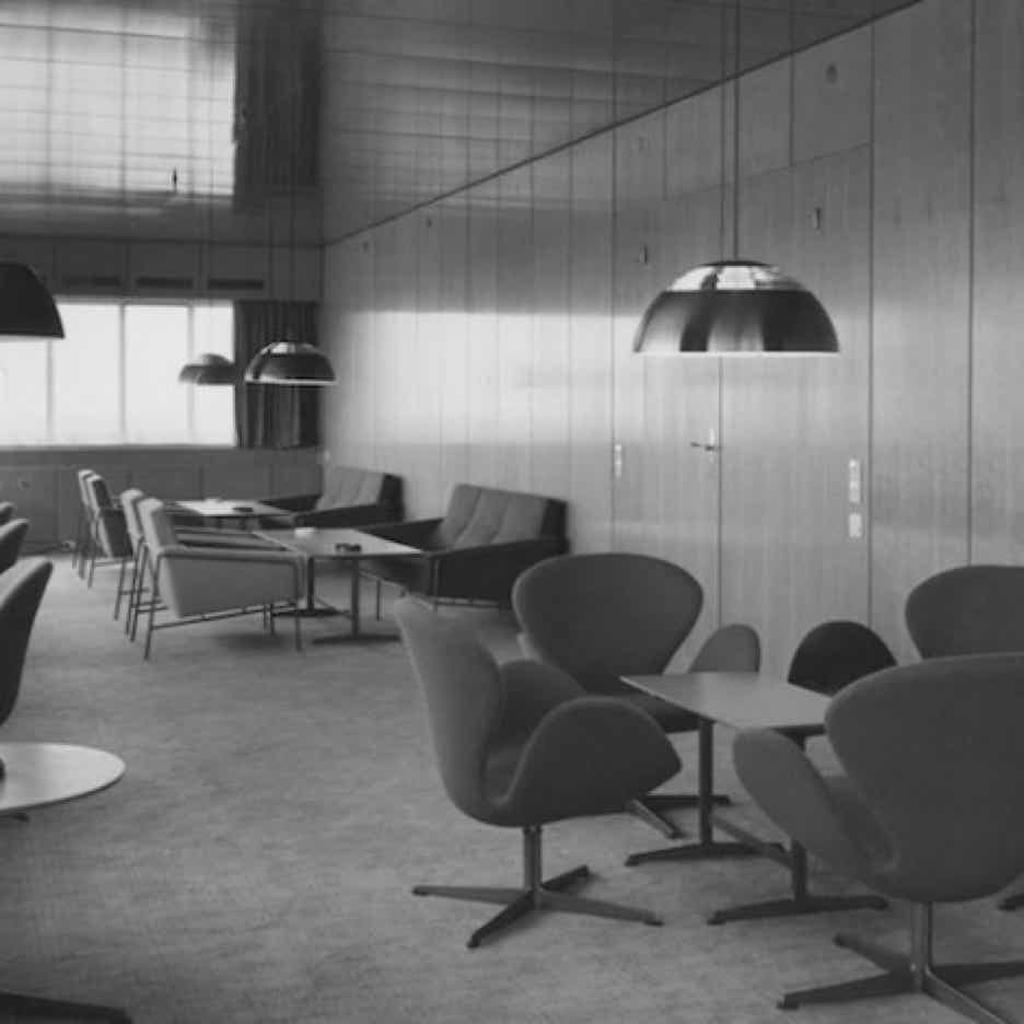 Suspension AJ Royal Louis Poulsen – Arne Jacobsen, 1957