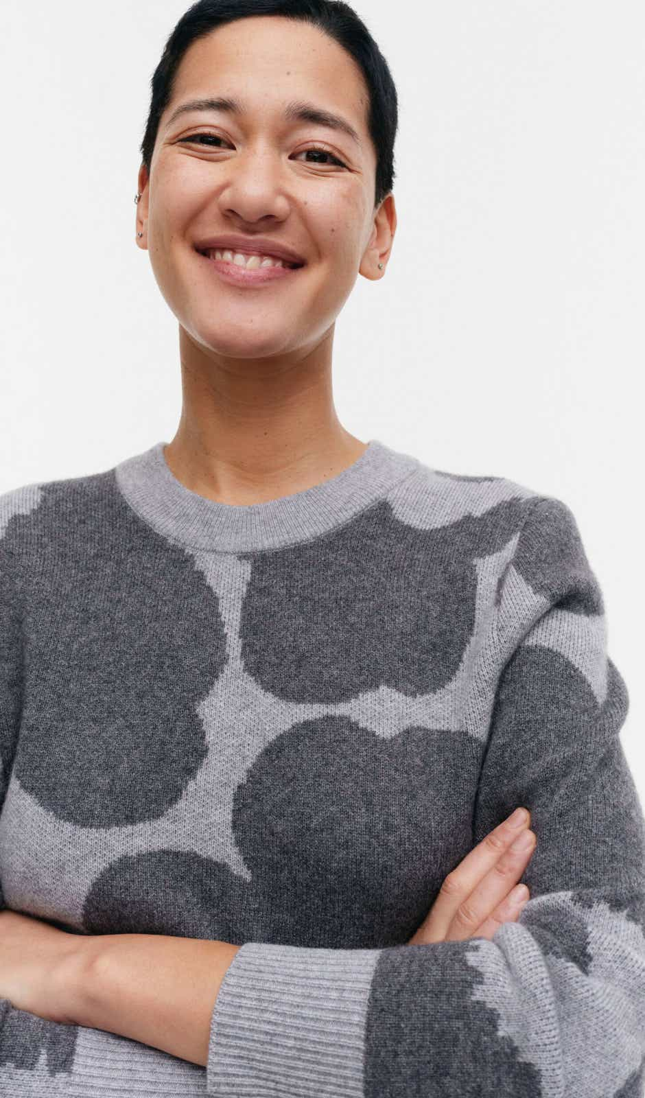 Aukio Unikko knitted pullover – cashmere & wool blend – 099