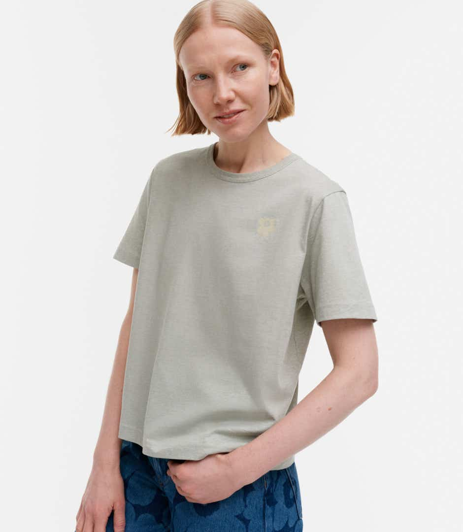 Erna Unikko Placement t-shirt – organic cotton jersey