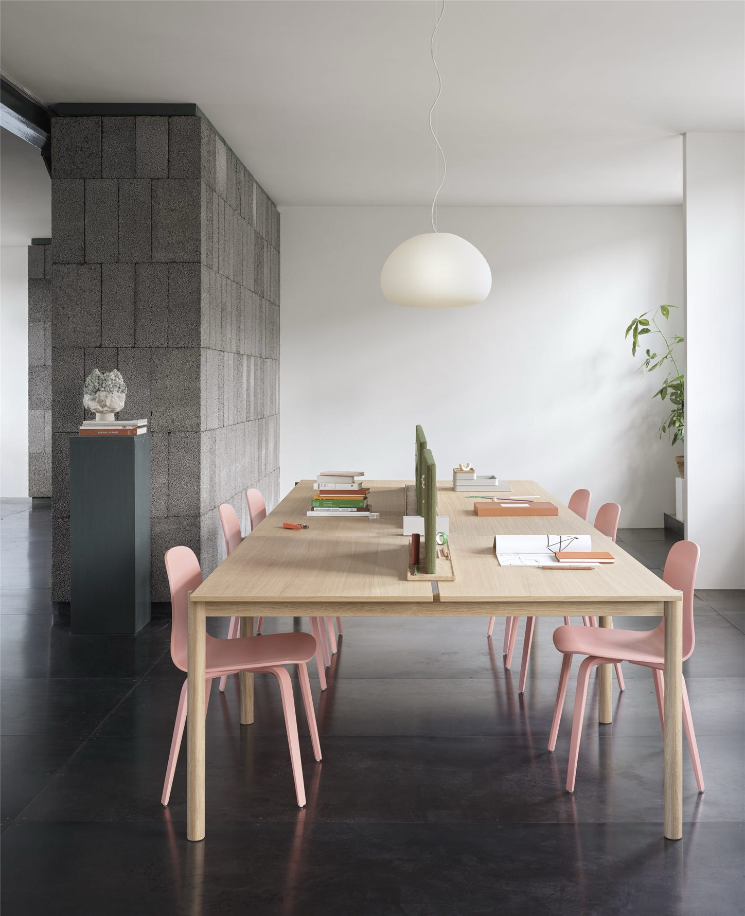 Table Linear System – Muuto Thomas Bentzen