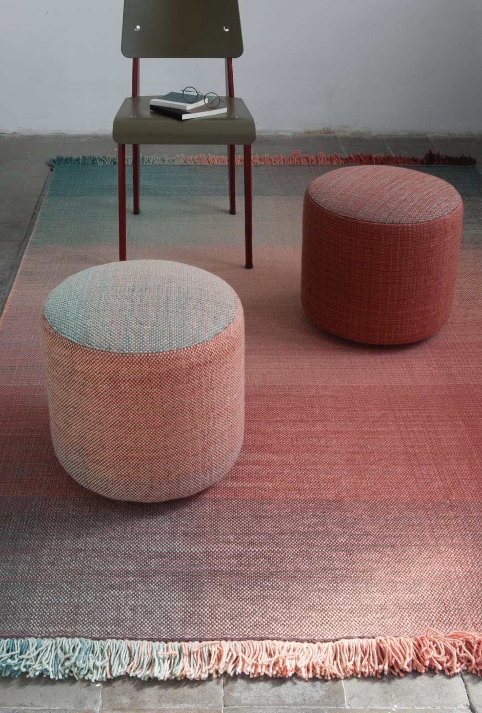 Tapis & Poufs SHADE  design Begüm Cana Özgür & Marcos Catalán