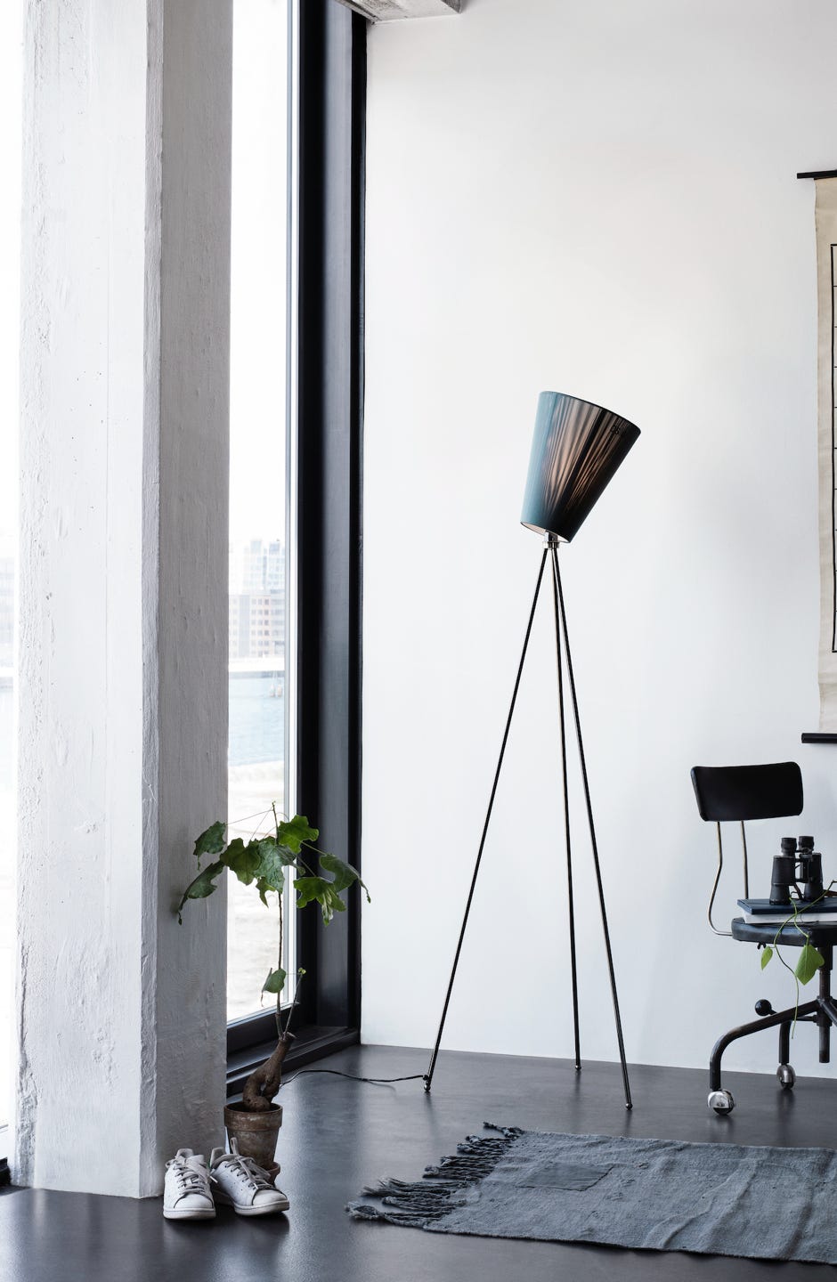 Oslo Wood floor lamp  Northern  Ove Rogne, 2015