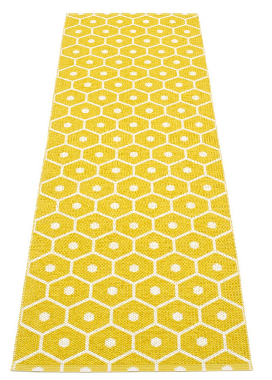 HONEY plastic rugs Lina Rickardsson