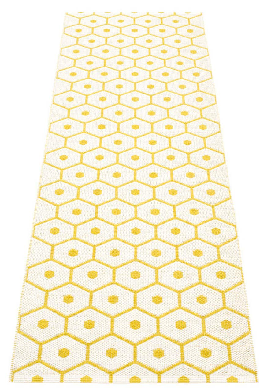 HONEY plastic rugs Lina Rickardsson