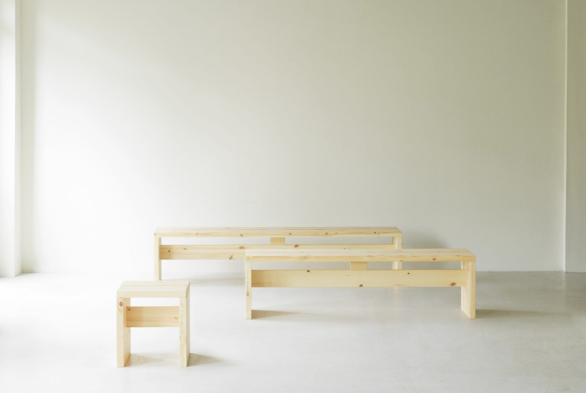 Banc et Tabouret Stretch Simon Legald, 2023