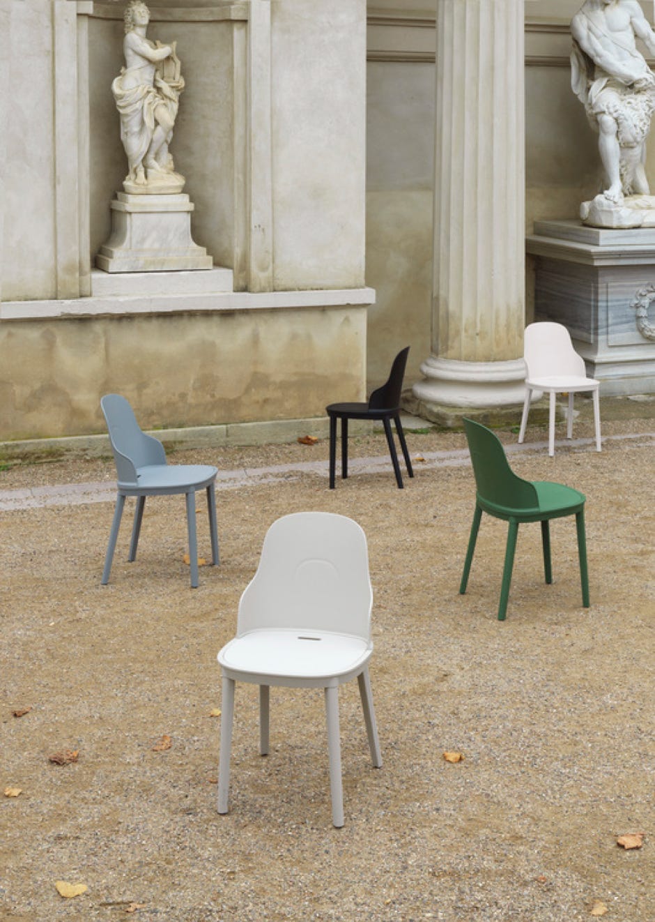 Allez Chair plastic legs Simon Legald, 2021