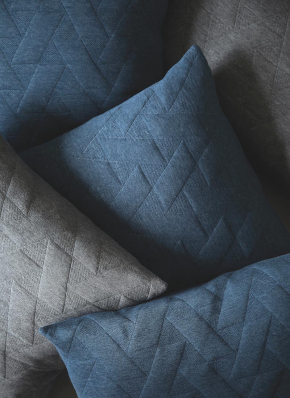 FJ Pattern Pillow & blanket   Architectmade – Finn Juhl, 1954