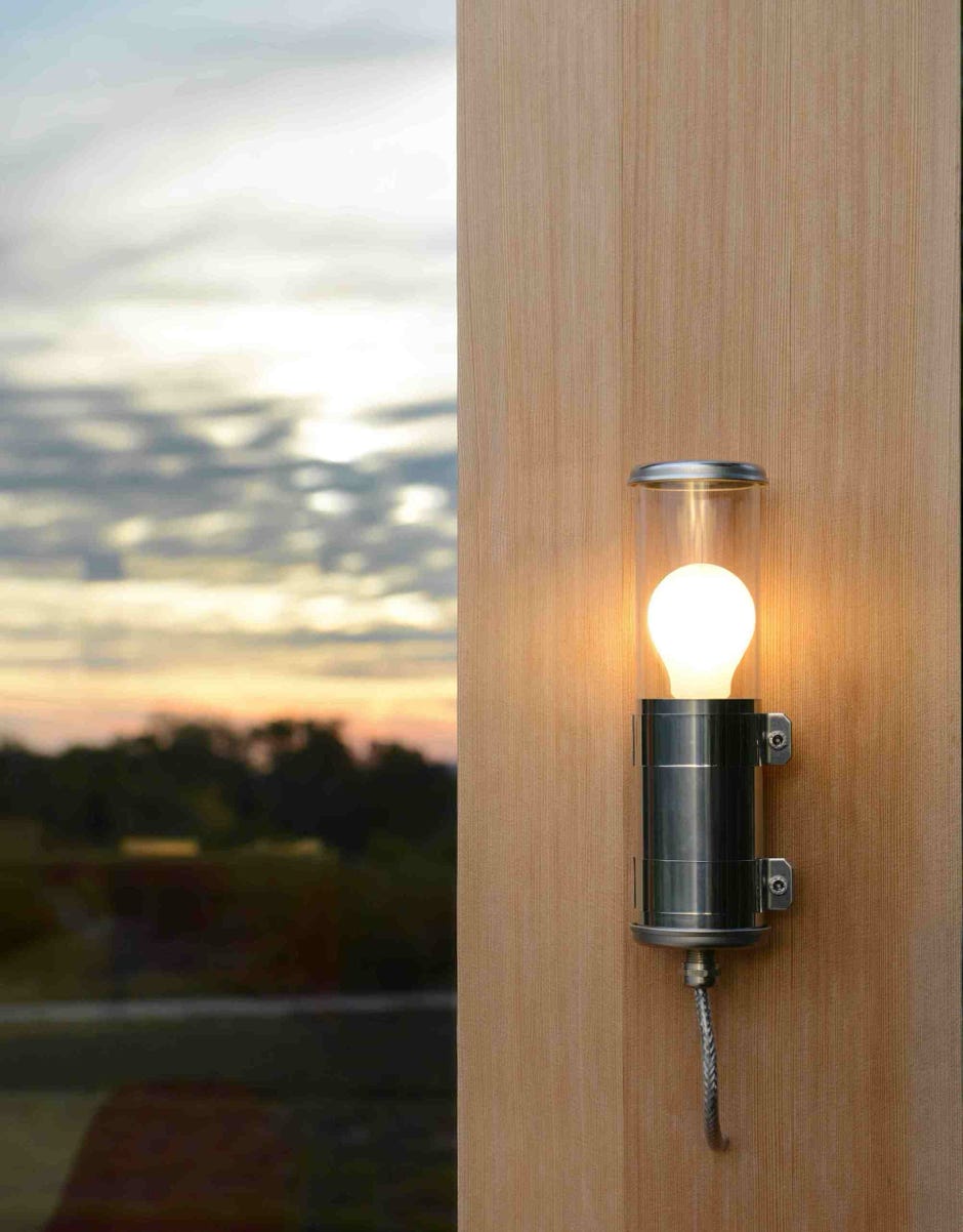 BENDZ Wall Lamp – indoor / outdoor Sammode