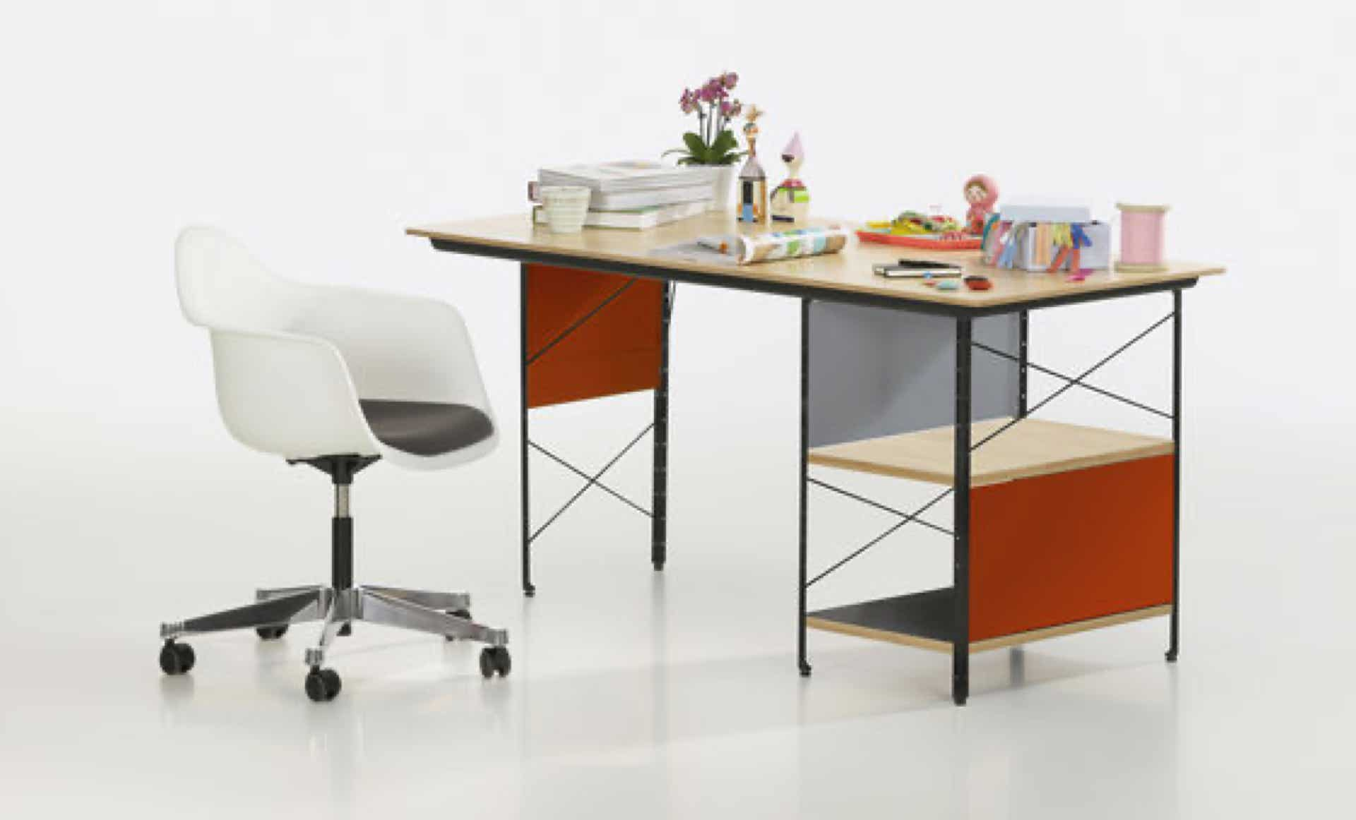 Eames Desk Unit (EDU) Charles & Ray Eames, 1949