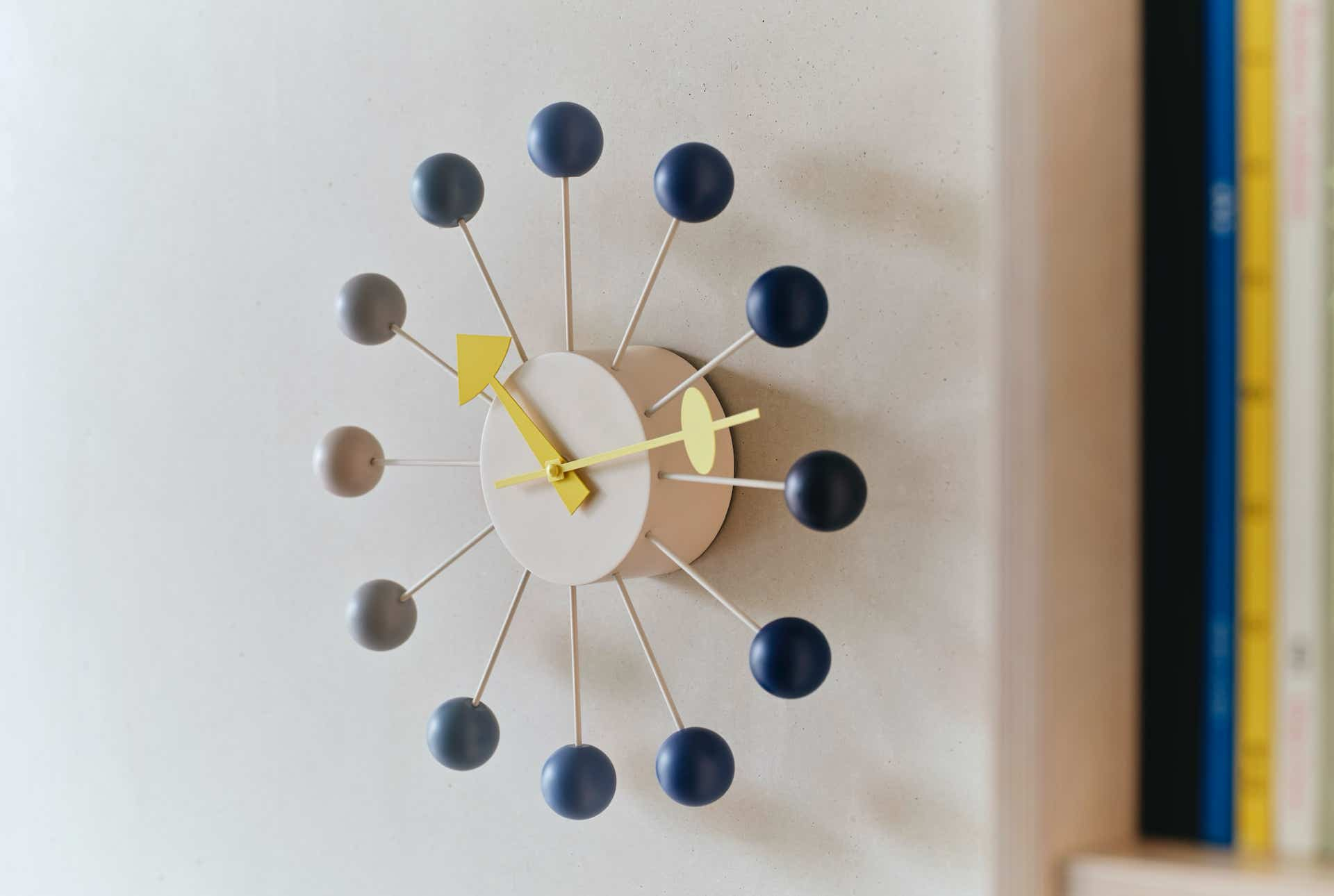 Horloges Ball Clock Édition limitée Georges Nelson – Vitra 