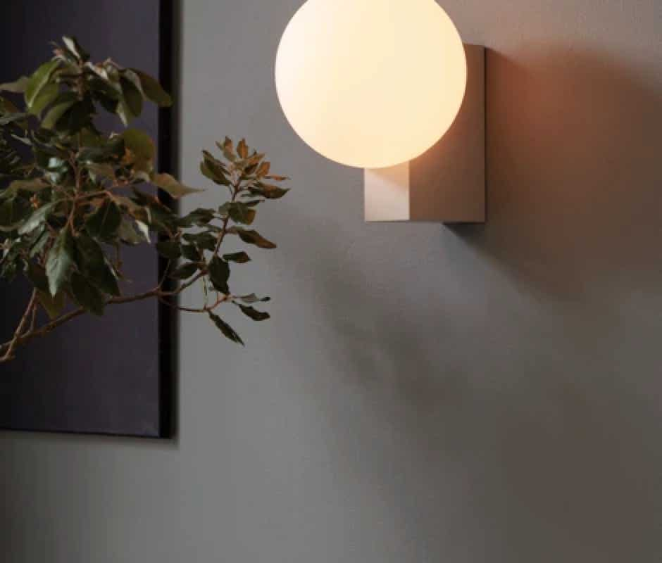 Journey wall lamp Signe Hytte – &Tradition