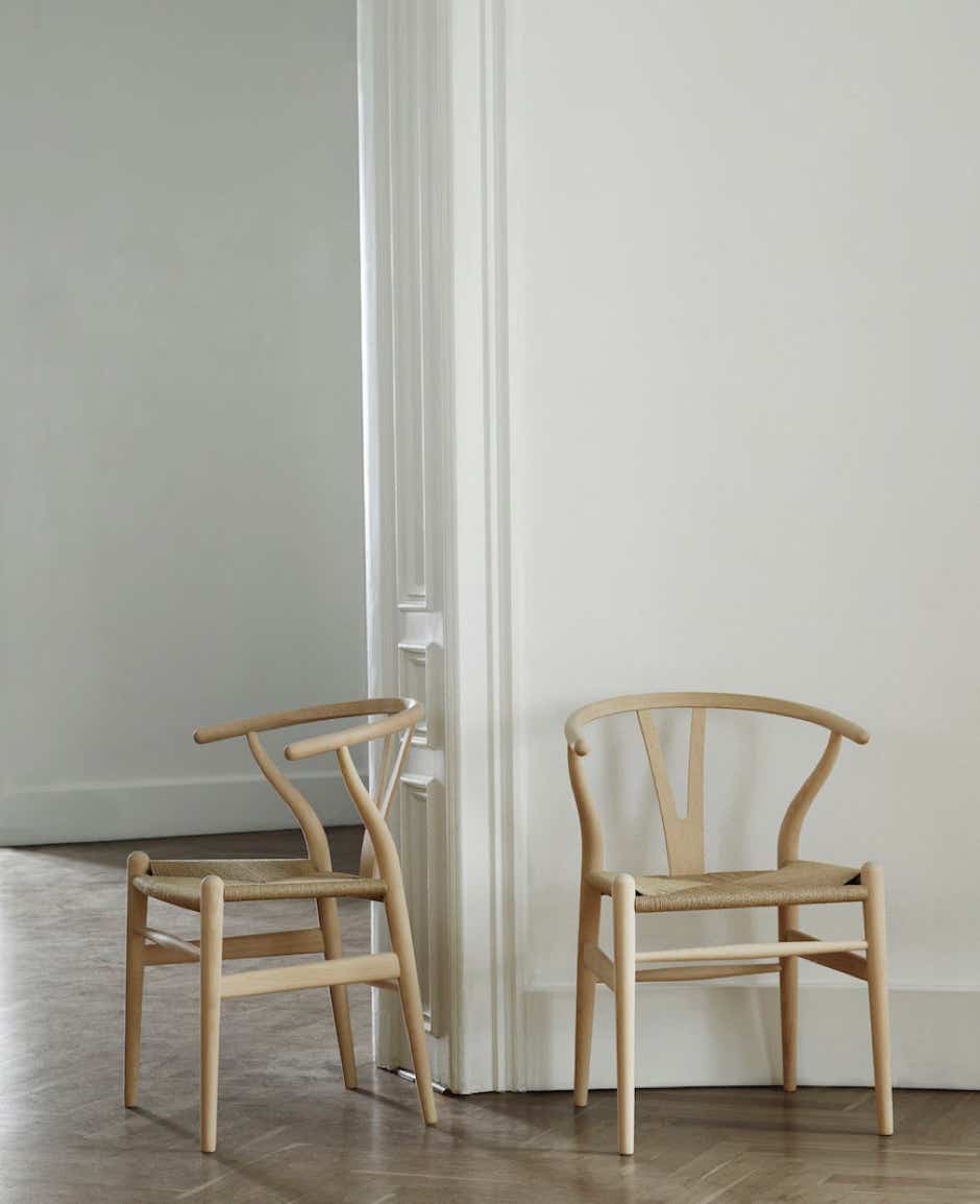 Chaise Design en Bois : la chaise Wishbone de Hans Wegner, éditée par Carl Hansen & Søn.