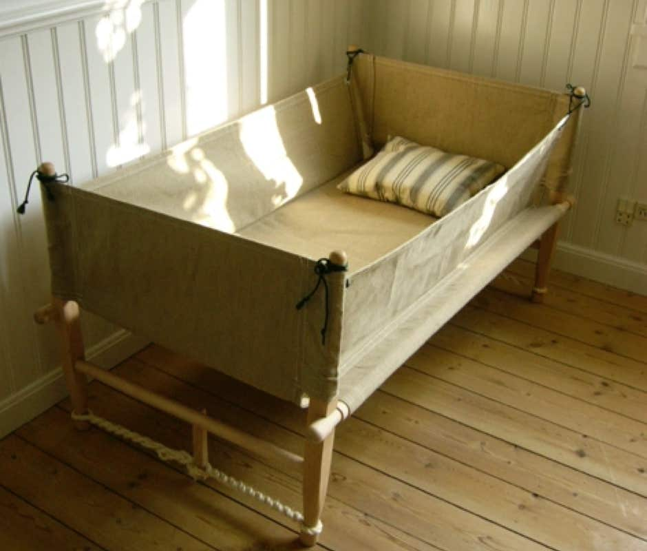 OGK Safari children’s bed Ole Gjerløv-Knudsen, 1963 – Skovshoved Møbelfabrik