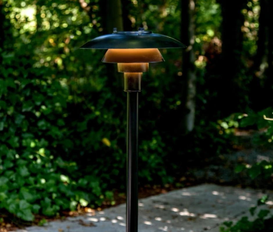 PH3-2½ Borne outdoor lamp Poul Henningsen – Louis Poulsen