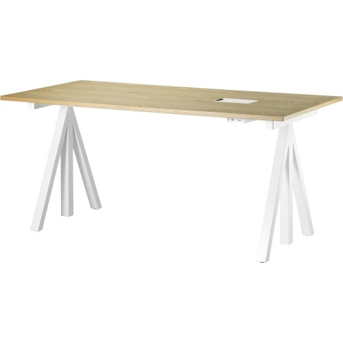 Height-adjustable work desk – Oak – String Works