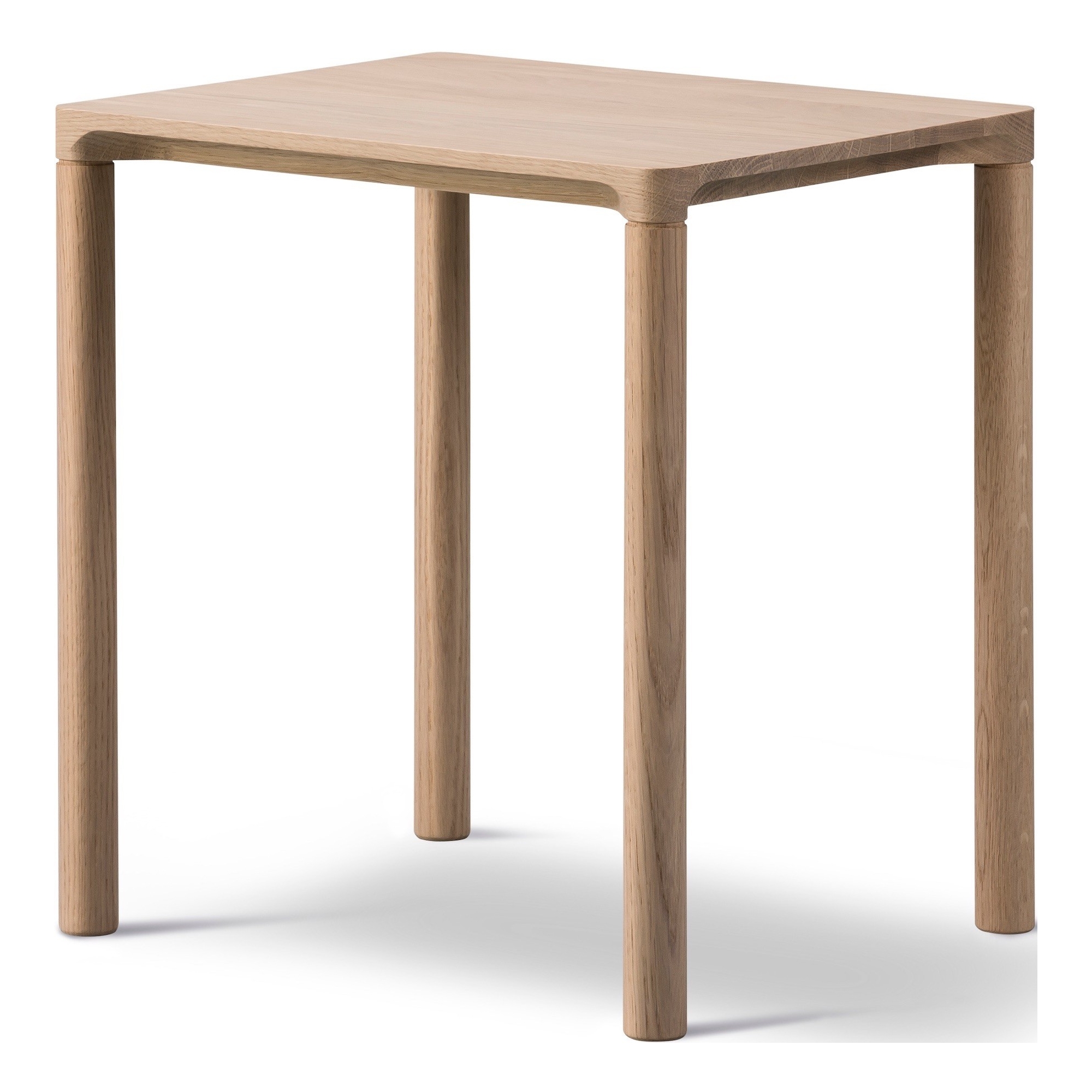 chêne vernis – 39 x 31 cm – table basse Piloti 6700 - Fredericia