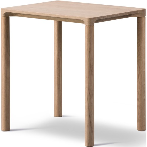 chêne vernis – 39 x 31 cm – table basse Piloti 6700 - Fredericia