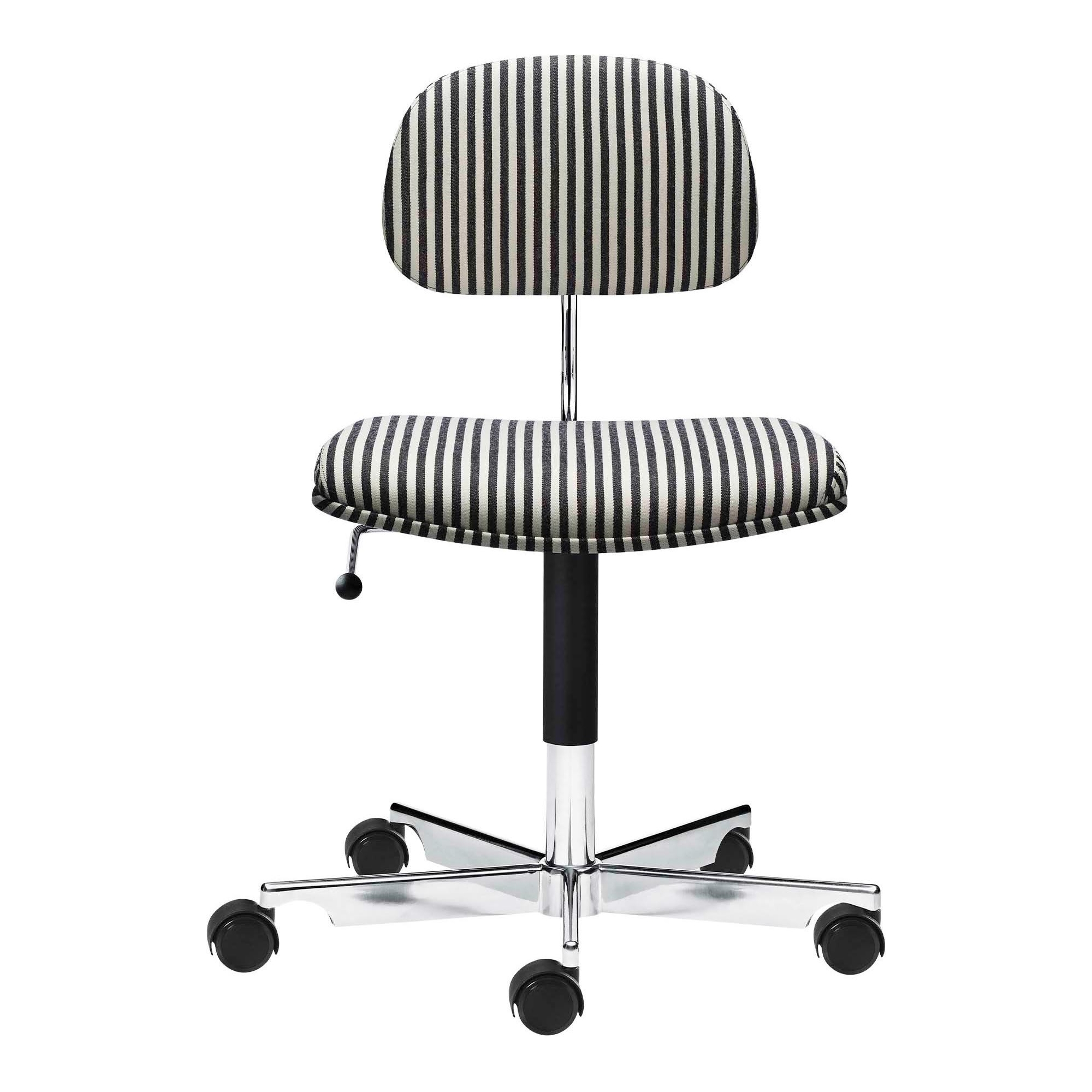 Kevi 2534u chair – Mads Nørgaard – H40-53cm (A) - Montana