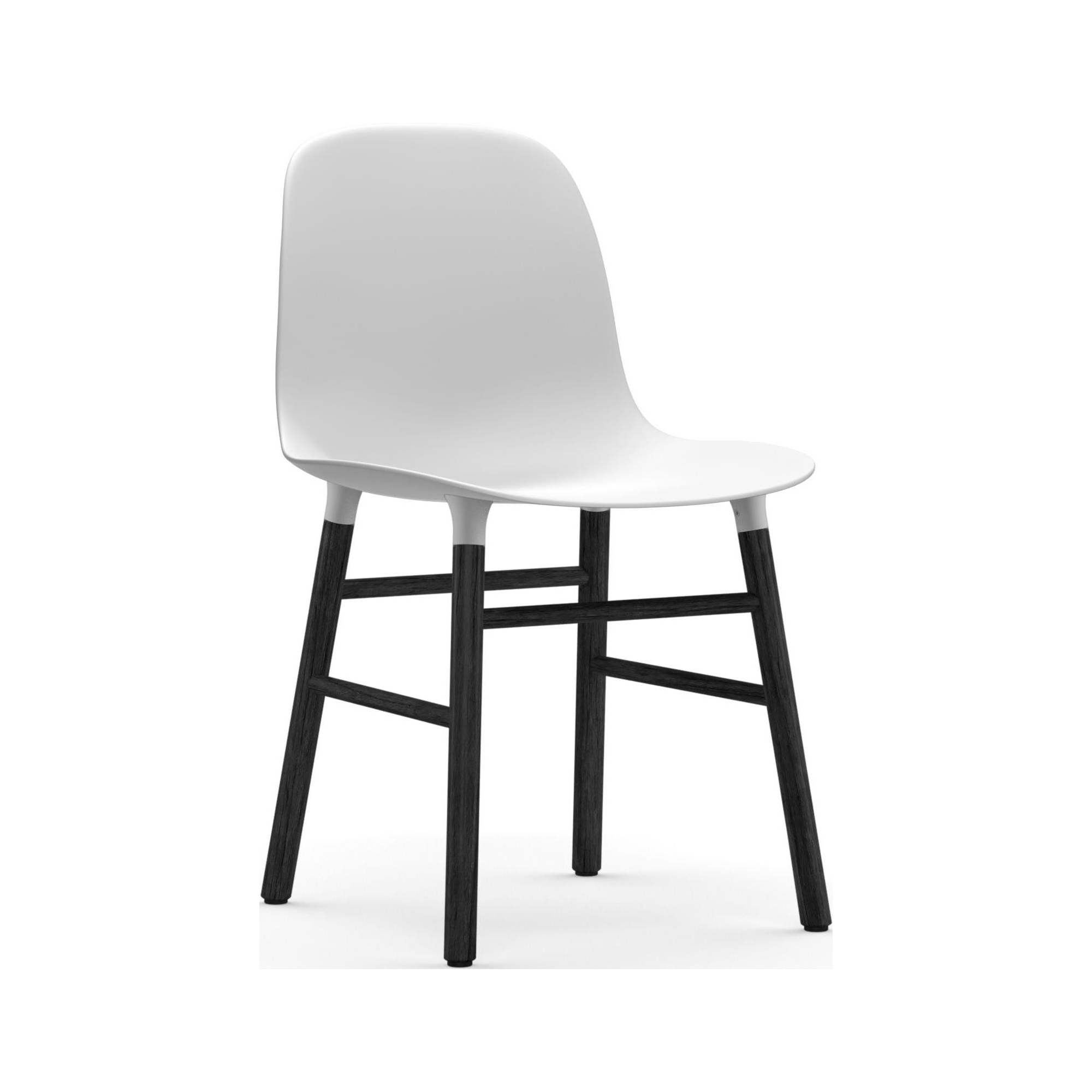 Blanc / Chêne peint en noir – Chaise Form - Normann Copenhagen