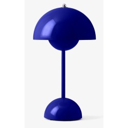 &Tradition – FlowerPot VP9 wireless table lamp, cobalt blue