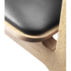 SOLD OUT J175 Åstrup chair– Oak / black leather - FDB Møbler