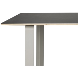 Table 70/70 255x108cm, Plateau linoléum noir – piètement gris - Muuto