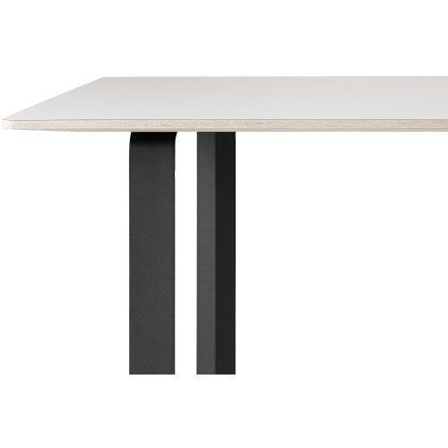 Table 70/70 295x108cm, Plateau stratifié blanc – piètement noir - Muuto