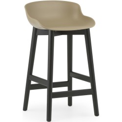 Tabouret de bar Hyg, pieds bois – Sand + Chêne peint en noir - Normann Copenhagen