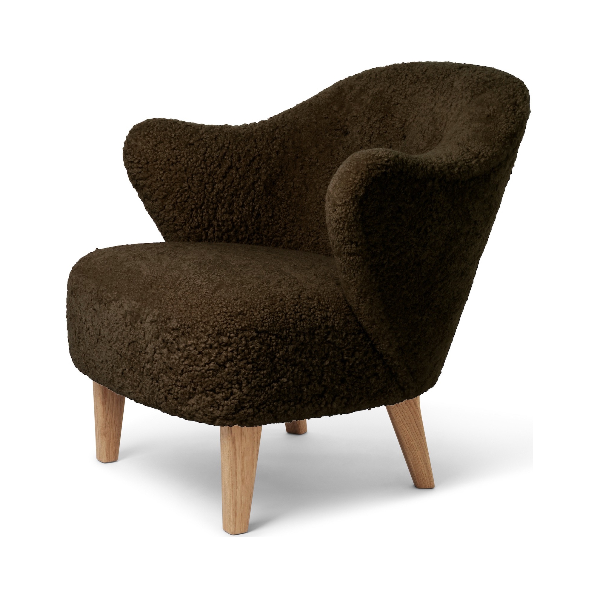 Fauteuil Ingeborg – Peau de mouton Espresso + Chêne naturel - Audo Copenhagen