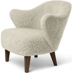 Fauteuil Ingeborg – Peau de mouton Green Tea + Chêne teinté foncé - Audo Copenhagen