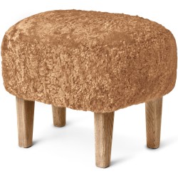 Ingeborg Pouf – Honey Sheepskin + Natural oak - Audo Copenhagen