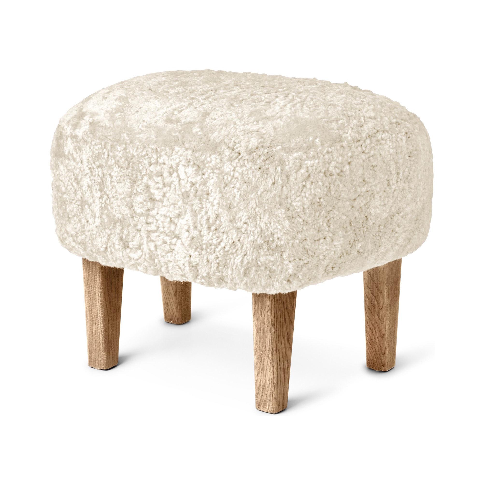 Ingeborg Pouf – Off-White Sheepskin + Natural oak - Audo Copenhagen