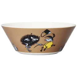 Stinky in action - Moomin bowl - Arabia / Iittala